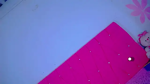 Theylor Rouse online show from 19, 12, 2025