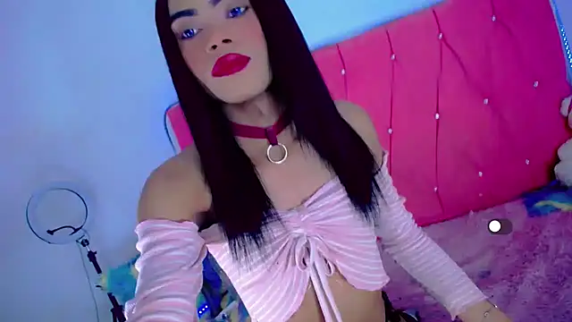 Theylor Rouse online show from 19, 9, 2025