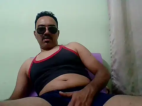 farhaanmacho online show from 25, 11, 2025