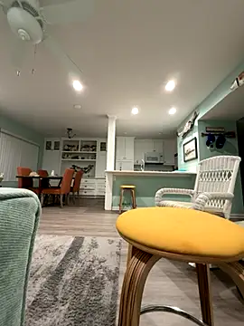 Texascoastedger online show from 15, 10, 2025