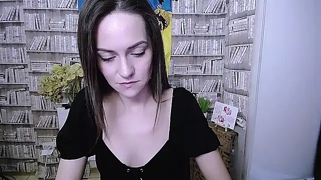 Lina Star S online show from 27, 10, 2025