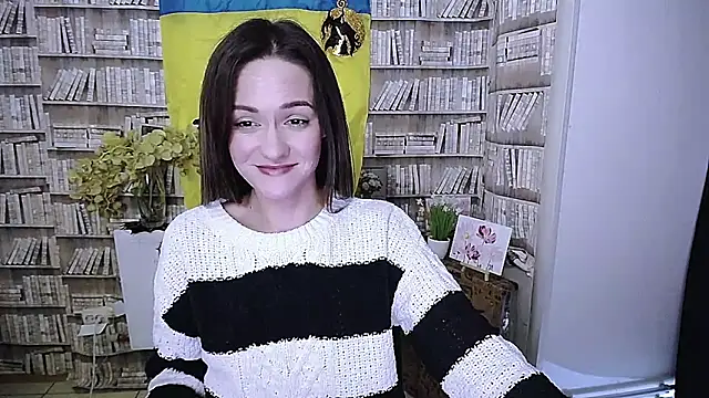 Lina Star S online show from 18, 10, 2025