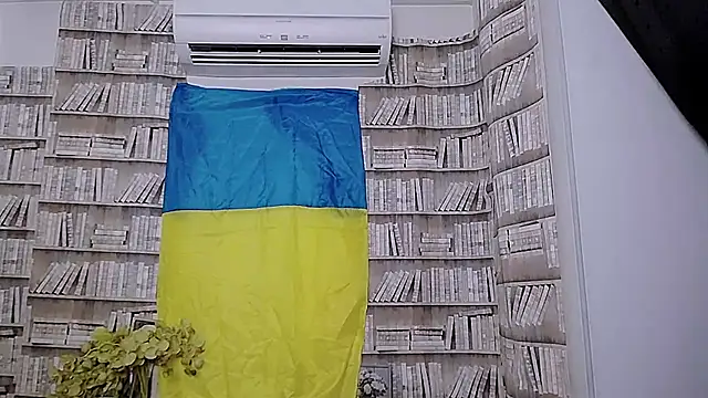 Lina Star S online show from 13, 10, 2025