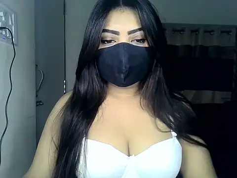 Snapshot of ishi_Beauty chatting on 11, 2, 2026 ishi Beauty online show from 11, 2, 2026