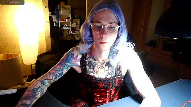Snapshot of Julia_dolls chatting on 9, 5, 2026 Julia dolls online show from 9, 5, 2026