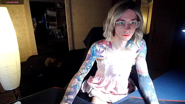 Julia dolls online show from 1, 10, 2025