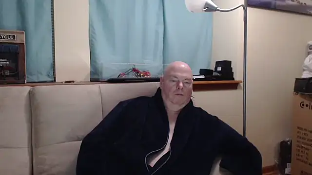 Snapshot of harley99574 chatting on 28, 10, 2025 harley99574 online show from 28, 10, 2025