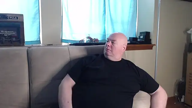 harley99574 online show from 17, 4, 2026