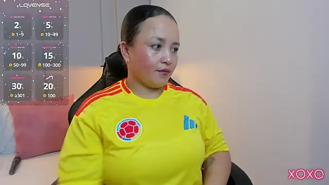 Snapshot of linda_rios_ chatting on 17, 6, 2026 linda rios online show from 17, 6, 2026