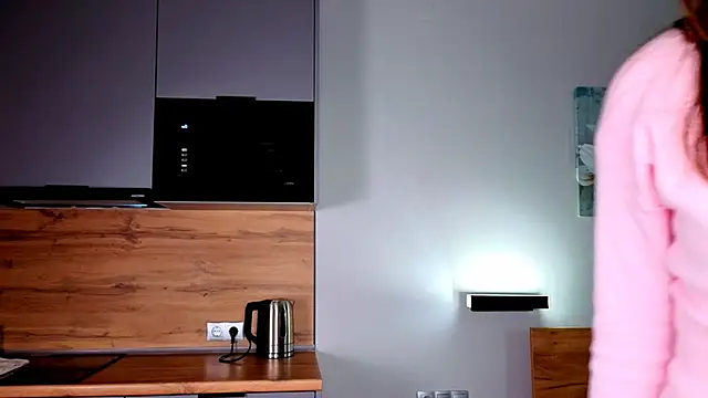 shellikeangel online show from 15, 4, 2026