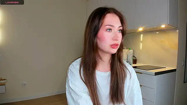 shellikeangel online show from 4, 3, 2025