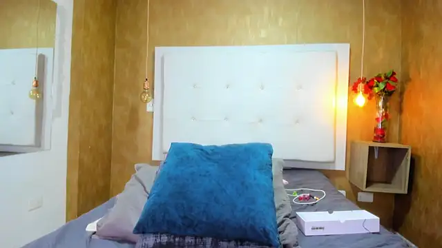 Milaspetite online show from 11, 4, 2026