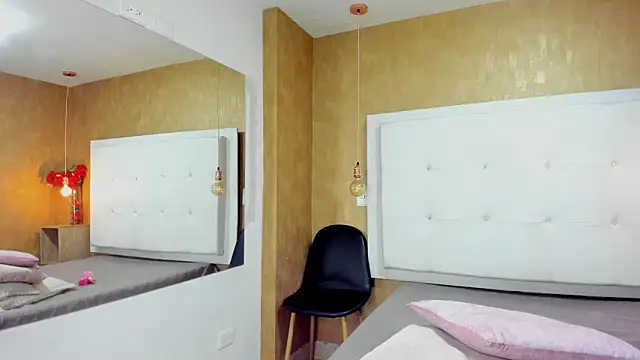 Milaspetite online show from 28, 11, 2025