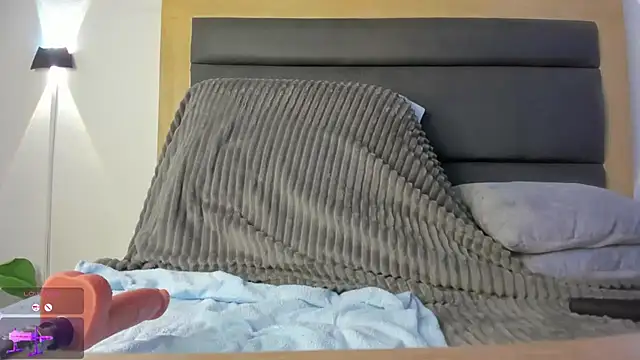 Snapshot of catleya_0 chatting on 9, 2, 2025 catleya 0 online show from 9, 2, 2025