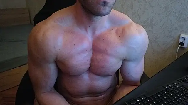 TheFitGiant online show from 8, 3, 2025