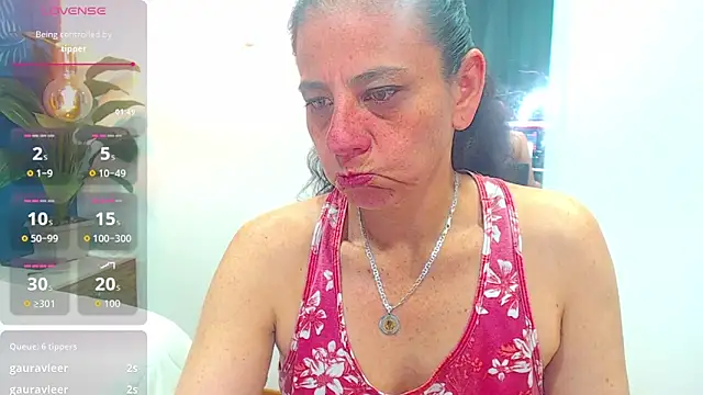 sasi luna online show from 12, 10, 2025