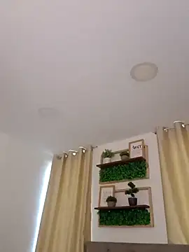 Snapshot of sasi_luna chatting on 19, 1, 2026 sasi luna online show from 19, 1, 2026