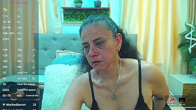 sasi luna online show from 23, 11, 2025