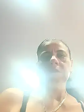 sasi luna online show from 4, 11, 2025