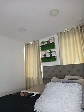 Snapshot of sasi_luna chatting on 23, 2, 2026 sasi luna online show from 23, 2, 2026