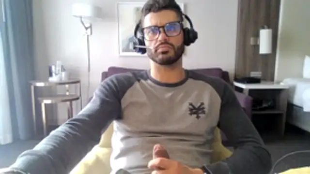 Snapshot of Strokeking4u chatting on 2, 2, 2026 Strokeking4u online show from 2, 2, 2026