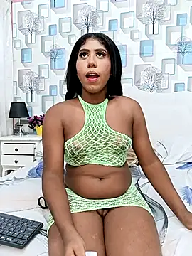 Snapshot of CamilosaOrtega chatting on 15, 10, 2025 CamilosaOrtega online show from 15, 10, 2025