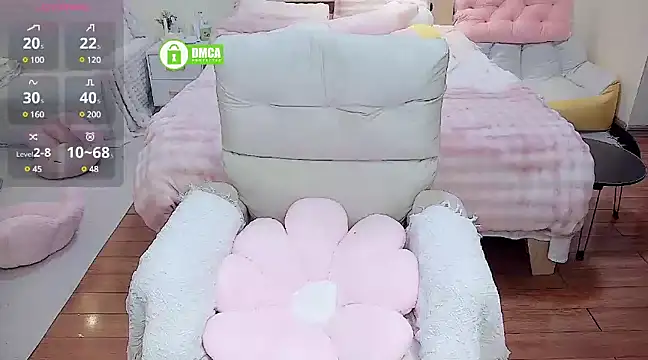 Snapshot of kqiqiqi chatting on 7, 2, 2025 kqiqiqi online show from 7, 2, 2025