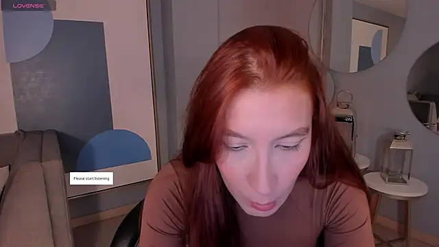 MiaFarrell  online show from 24, 4, 2026