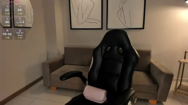 MiaFarrell  online show from 26, 9, 2025