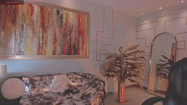 BellaCarteer  online show from 8, 10, 2025