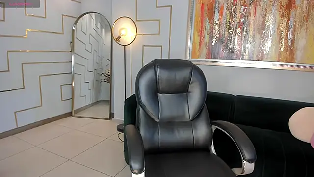 BellaCarteer  online show from 11, 4, 2026