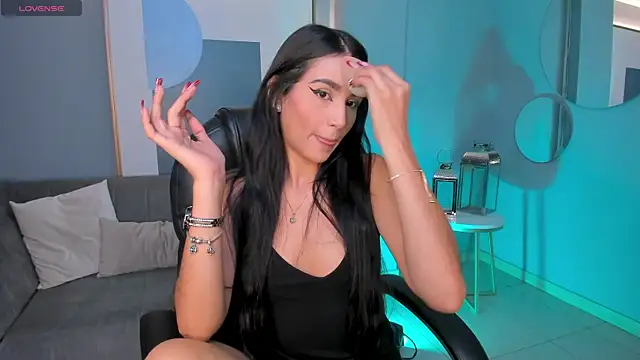 BellaCarteer  online show from 18, 12, 2025