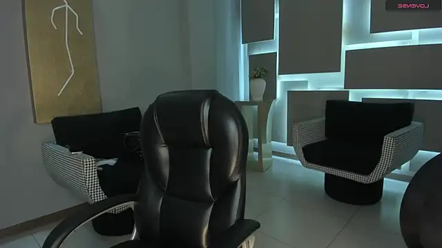 BellaCarteer  online show from 19, 11, 2025