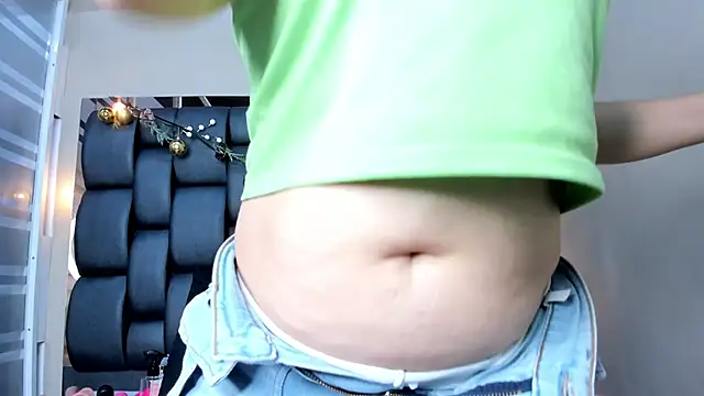 africa holmes online show from 19, 12, 2025