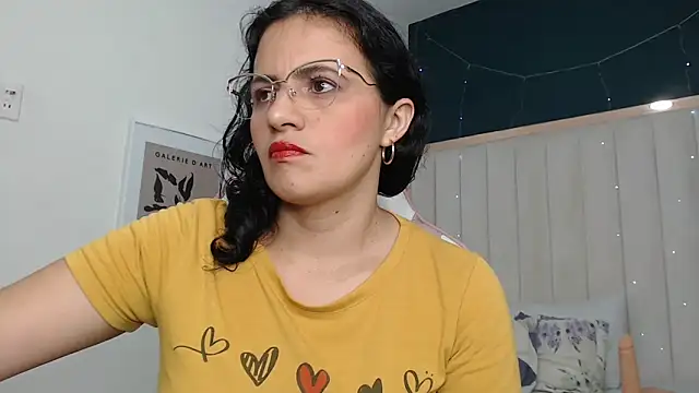 africa holmes online show from 21, 3, 2025