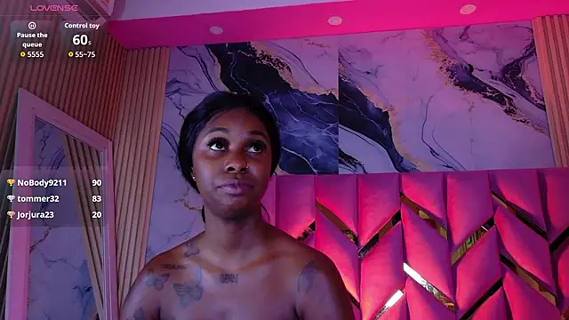 Snapshot of kinkyandsavage chatting on 5, 6, 2026 kinkyandsavage online show from 5, 6, 2026