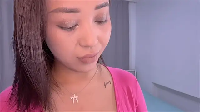 PurrrfectMiko online show from 16, 4, 2026