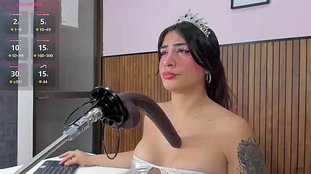 violett collins  online show from 14, 1, 2026