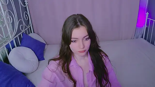 Lana  Cute  online show from 19, 6, 2026