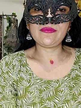 Snapshot of sexy_bhabhi69 chatting on 17, 6, 2026 sexy bhabhi69 online show from 17, 6, 2026
