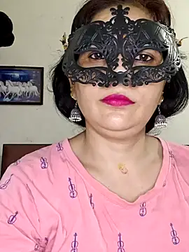 Snapshot of sexy_bhabhi69 chatting on 4, 7, 2026 sexy bhabhi69 online show from 4, 7, 2026