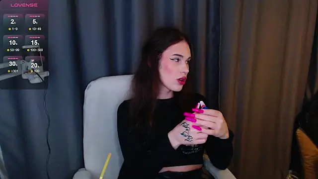 Cassie Bae online show from 4, 3, 2025