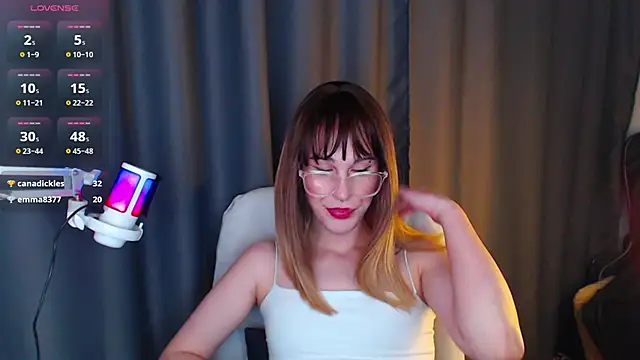 Cassie Bae online show from 11, 3, 2025