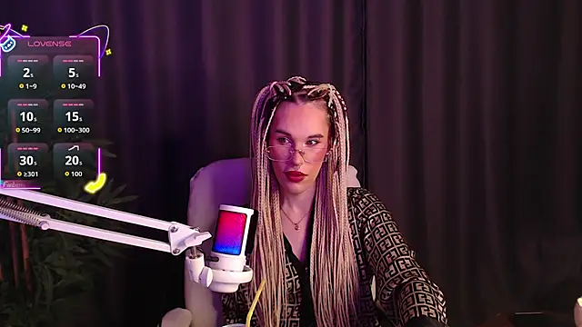 Cassie Bae online show from 28, 11, 2025