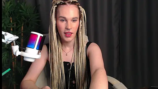 Cassie Bae online show from 26, 11, 2025