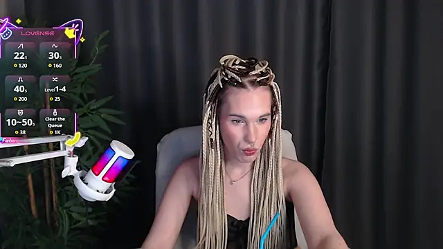 Cassie Bae online show from 2, 12, 2025