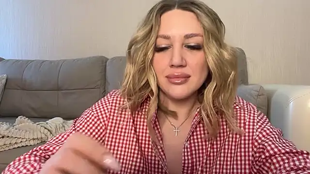 VickyLove047 online show from 3, 10, 2025