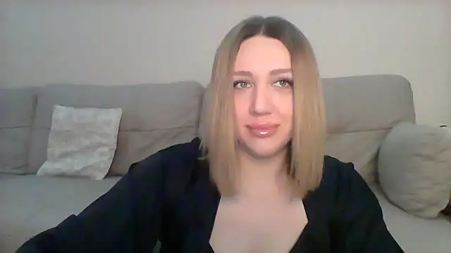 VickyLove047 online show from 3, 3, 2025