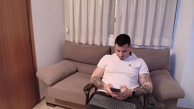 Snapshot of Geishastudios chatting on 4, 3, 2026 Geishastudios online show from 4, 3, 2026