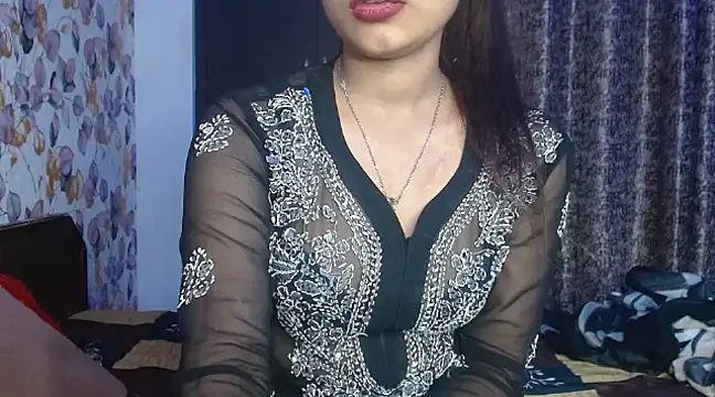 Snapshot of Baby_Zahira chatting on 17, 2, 2025 Baby Zahira online show from 17, 2, 2025